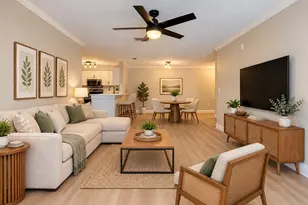 1939 Summer Club Dr, Oviedo, FL 32765 - Photo 2