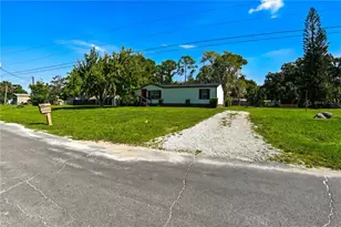 5005 Spiral Way, Saint Cloud, FL 34771 - Photo 2
