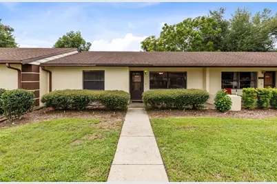 12422 Clubhouse Court, Tavares, FL 32778 - Photo 2