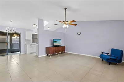 12422 Clubhouse Court, Tavares, FL 32778 - Photo 8