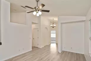 903 Casa Del Lago Way, Venice, FL 34292 - Photo 10