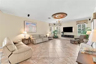 409 McFee Dr, Davenport, FL 33897 - Photo 6