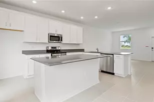 5571 Ronin Dr, Saint Cloud, FL 34771 - Photo 4