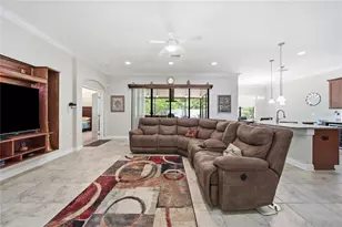 12725 Flatwood Creek Dr, Gibsonton, FL 33534 - Photo 16