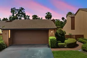 124 Oaks Ct, Sanford, FL 32771 - Photo 1