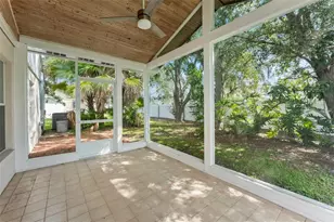 1280 Tyler Lake Cir, Orlando, FL 32839 - Photo 32