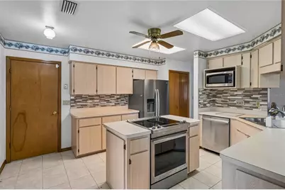 2008 Tweed Court, Leesburg, FL 34788 - Photo 8