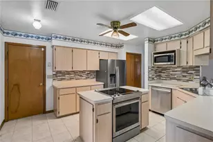 2008 Tweed Ct, Leesburg, FL 34788 - Photo 8