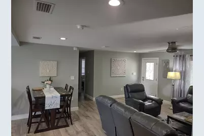 227 Woodland Avenue, Cocoa Beach, FL 32931 - Photo 16