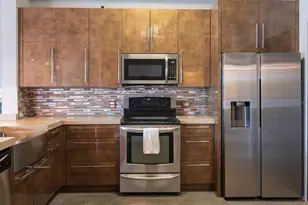 10 N Summerlin Ave, Orlando, FL 32801 - Photo 4