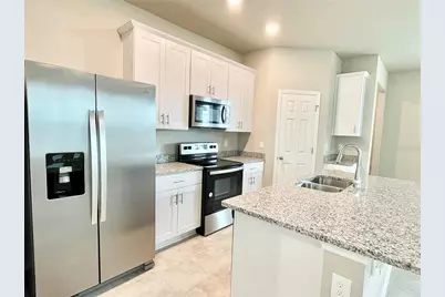 332 S Zuni Road, Saint Cloud, FL 34771 - Photo 8