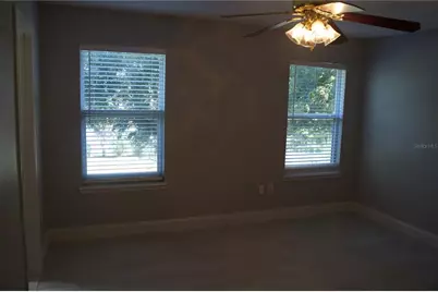 3927 Pemberly Pines Cir, Saint Cloud, FL 34769 - Photo 18