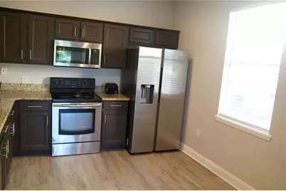 3927 Pemberly Pines Cir, Saint Cloud, FL 34769 - Photo 10