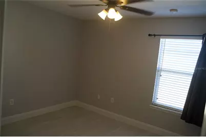 3927 Pemberly Pines Cir, Saint Cloud, FL 34769 - Photo 24
