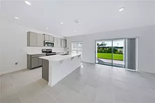 704 Farfields St, Deland, FL 32724 - Photo 8