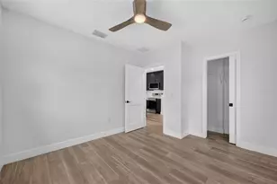 323 E Amelia St, Orlando, FL 32801 - Photo 40