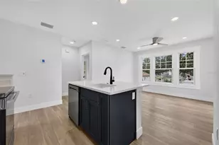 323 E Amelia St, Orlando, FL 32801 - Photo 38