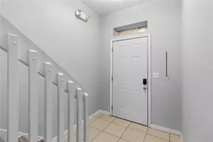 2356 Caravelle Cir, Kissimmee, FL 34746 - Photo 4