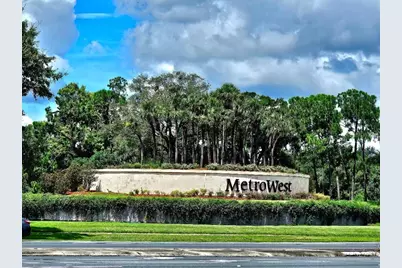 5572 Metrowest Boulevard #312, Orlando, FL 32811 - Photo 6