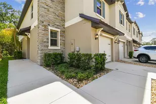 30814 Veridian Wy, Wesley Chapel, FL 33545 - Photo 10