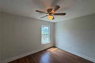 2007 Darlington Oak Dr, Seffner, FL 33584 - Photo 18