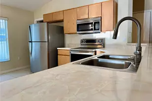 2510 Hamlet Ln, Kissimmee, FL 34746 - Photo 10