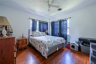 502 Wolfe St, Wildwood, FL 34785 - Photo 12