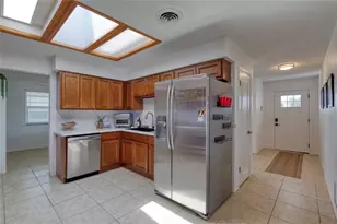 2565 S Peninsula Dr, Daytona Beach, FL 32118 - Photo 22