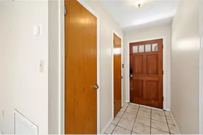 6035 Mary Lynn Court, Orlando, FL 32807 - Photo 12