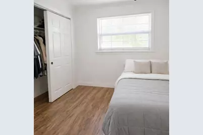 1021 Fairburn Avenue, Clearwater, FL 33755 - Photo 6