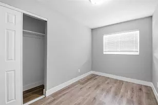 310 93rd Ave N, Saint Petersburg, FL 33702 - Photo 34