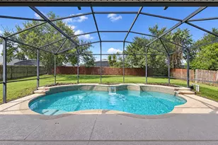 127 Wekiva Pointe Cir, Apopka, FL 32712 - Photo 2