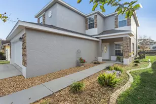 5107 NE 122nd Blvd, Oxford, FL 34484 - Photo 1