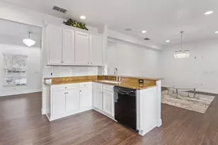 5107 NE 122nd Blvd, Oxford, FL 34484 - Photo 8