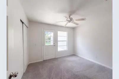 3010 Hatton Street, Sarasota, FL 34237 - Photo 16
