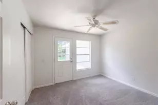 3010 Hatton St, Sarasota, FL 34237 - Photo 16
