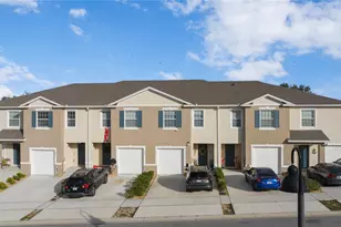 402 Feltrim Reserve Blvd, Davenport, FL 33837 - Photo 2
