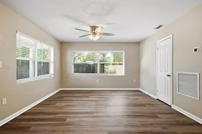 5119 Divot Court, Orlando, FL 32808 - Photo 10