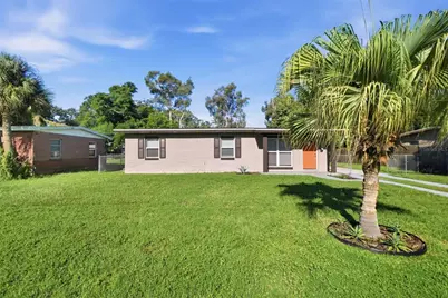 4359 Neptune Drive SE, Saint Petersburg, FL 33705 - Photo 1