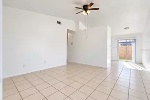 3276 Split Willow Dr, Orlando, FL 32808 - Photo 4