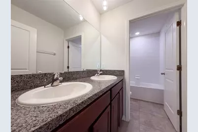 10448 Carloway Hills Drive, Wimauma, FL 33598 - Photo 32