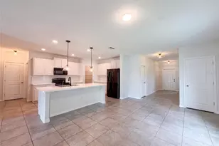 10448 Carloway Hills Dr, Wimauma, FL 33598 - Photo 10