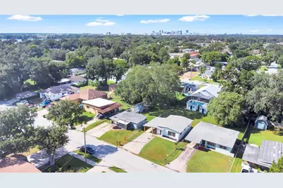 1723 Weeks Avenue, Orlando, FL 32806 - Photo 30