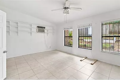 5676 Breckenridge Circle, Orlando, FL 32818 - Photo 10