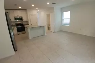 1826 Fan Palm Dr, Davenport, FL 33897 - Photo 2