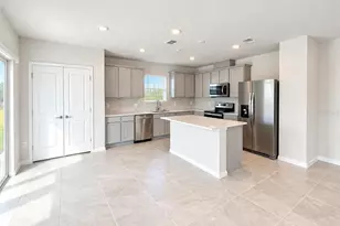 2250 Lovely Ln, Davenport, FL 33896 - Photo 4