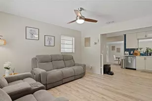 1124 W Desoto St, Clermont, FL 34711 - Photo 4