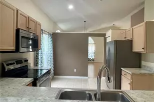 521 Lexingdale Dr, Orlando, FL 32828 - Photo 2