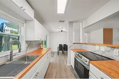 506 Cambridge Circle, South Daytona, FL 32119 - Photo 10