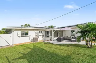 818 The Rialto, Venice, FL 34285 - Photo 40